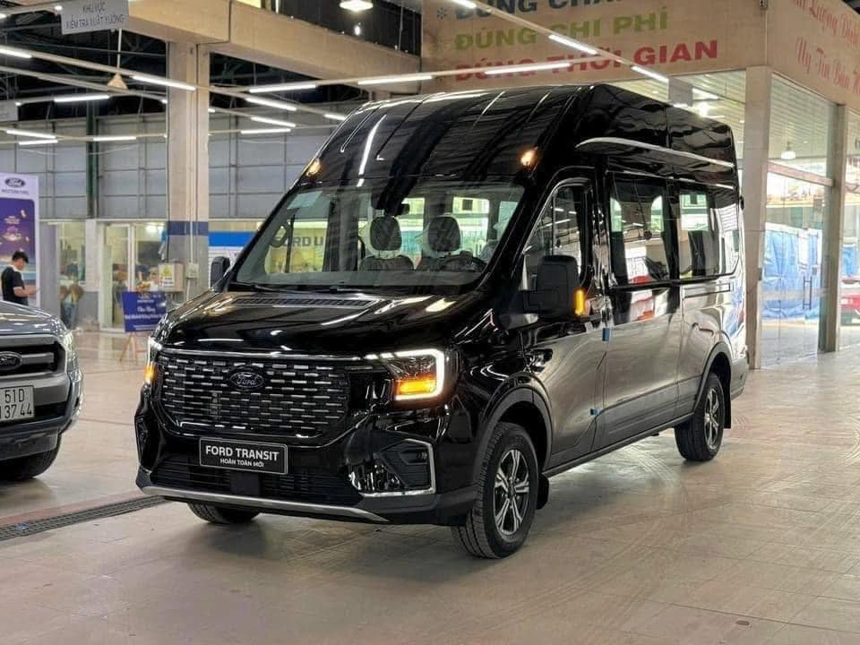 Kinh Nghiệm Khi Thuê Xe 18 Chỗ Chạy Nội Thành bạn nên biết